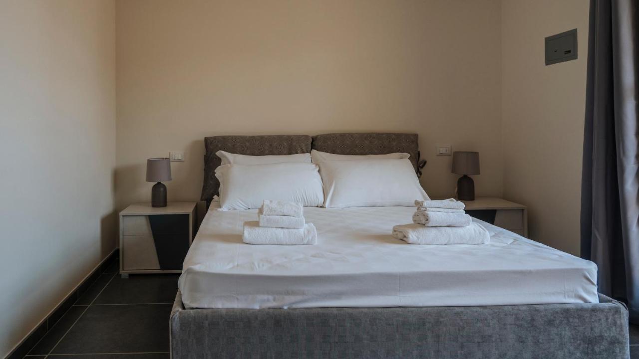 Apartament Dei Mille 31 B Albenga Zewnętrze zdjęcie