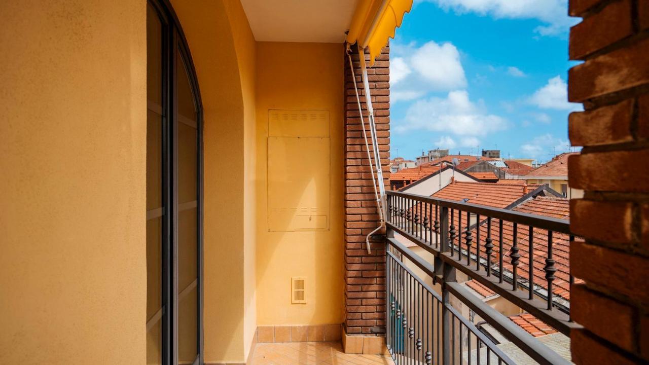 Apartament Dei Mille 31 B Albenga Zewnętrze zdjęcie