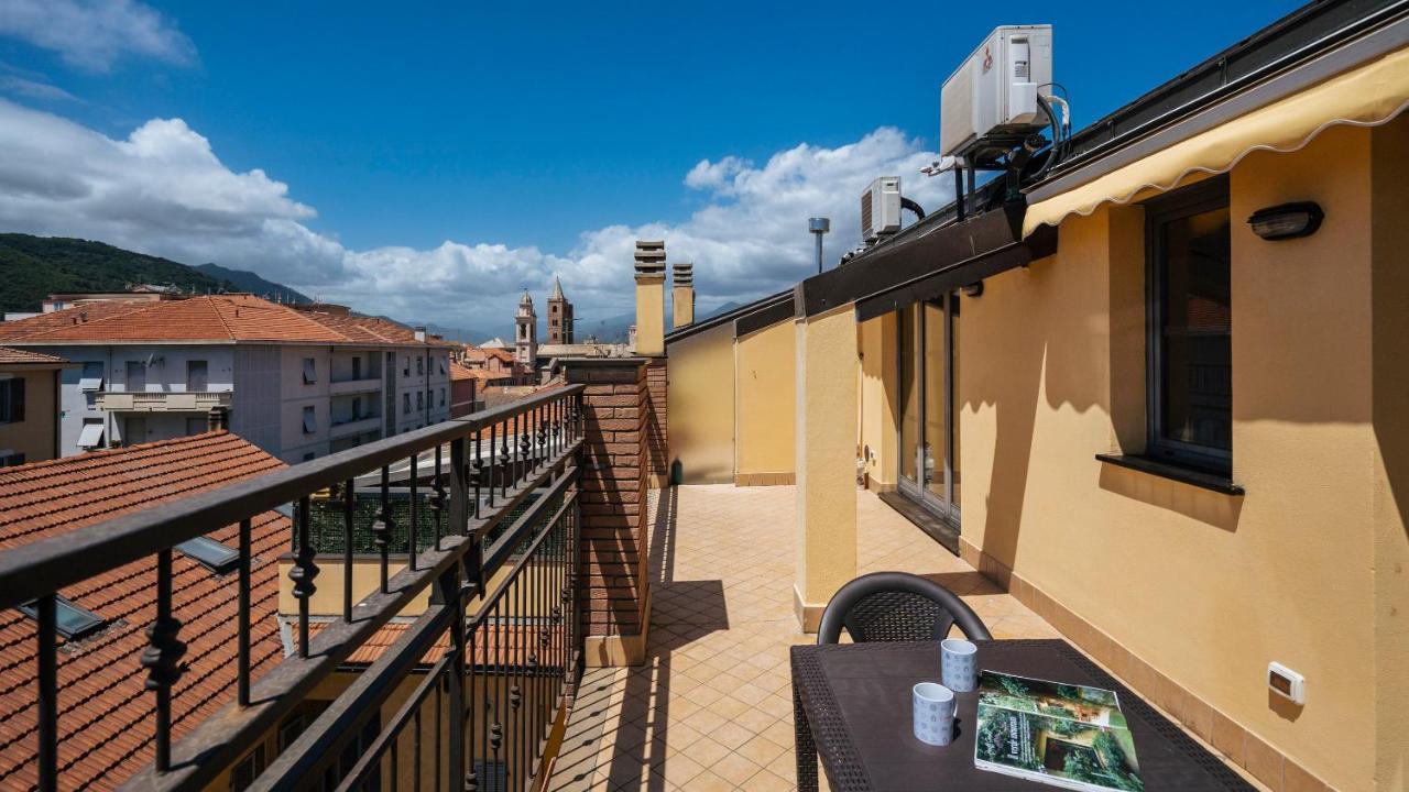 Apartament Dei Mille 31 B Albenga Zewnętrze zdjęcie